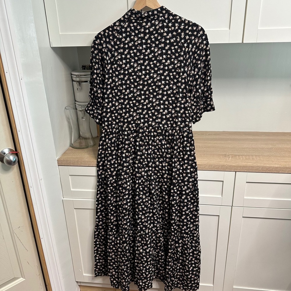 Natural Life Rebecca Midi Dress Womens S Black Ditsy Floral Tiered Button Front - Picture 3 of 16